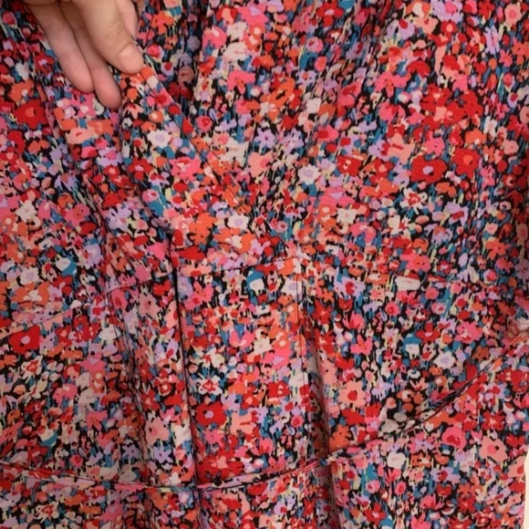 City Chic ditst floral faux wrap dress - Picture 5 of 8